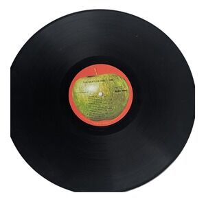 The Beatles 1962-1966 Red Album Vinyl LP Apple Records SKBO 3403 12 Inch Record